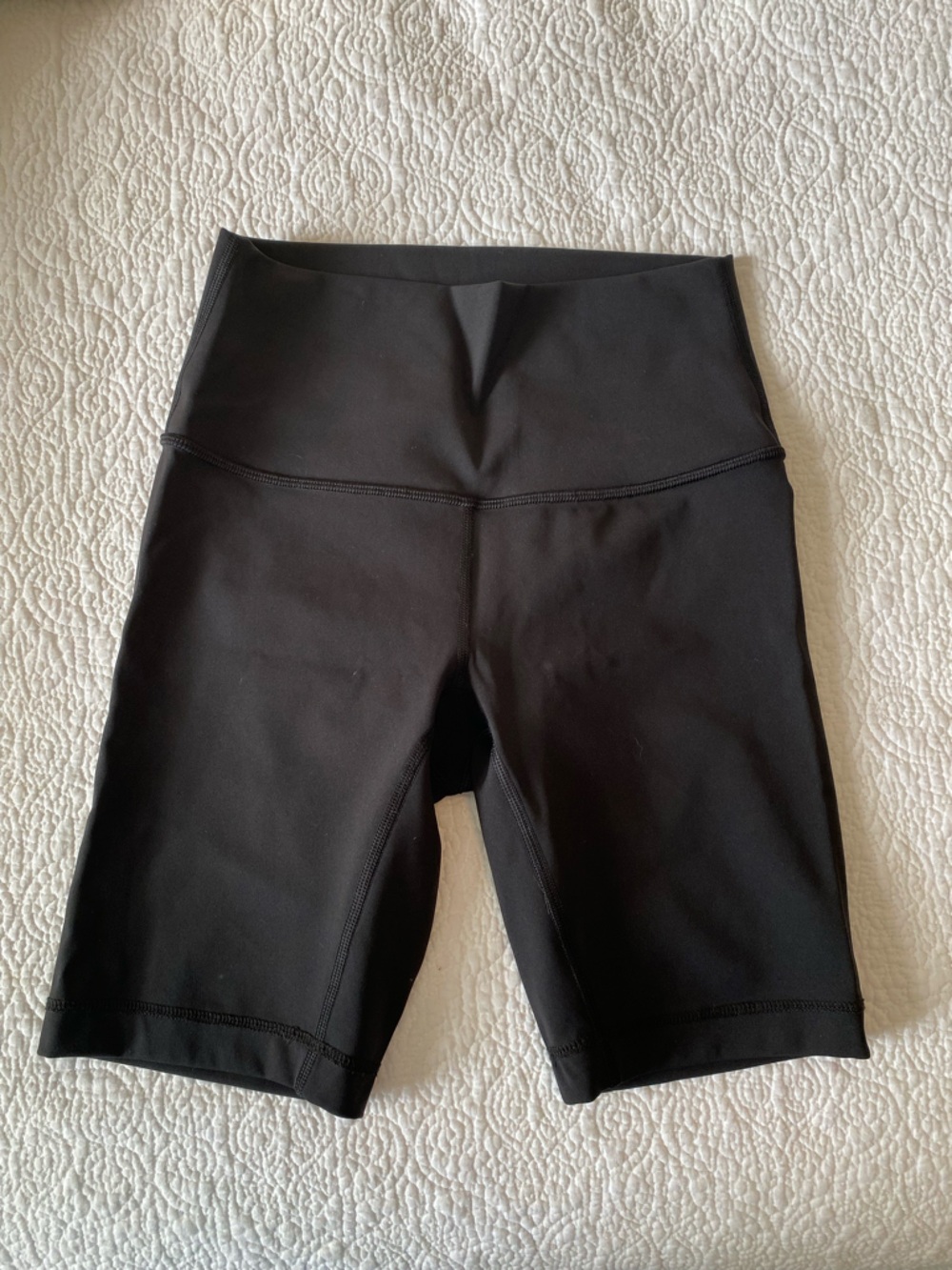 Lululemon black bike shorts